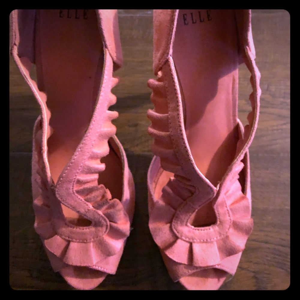 Coral heels